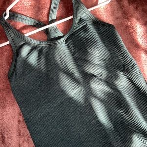 Dark green lululemon tank top